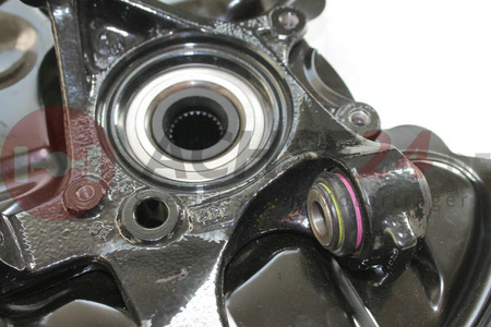 Original Radnabe Radträger MERCEDES E-KLASSE W210 S210 Hinten Rechts REGENERIERT